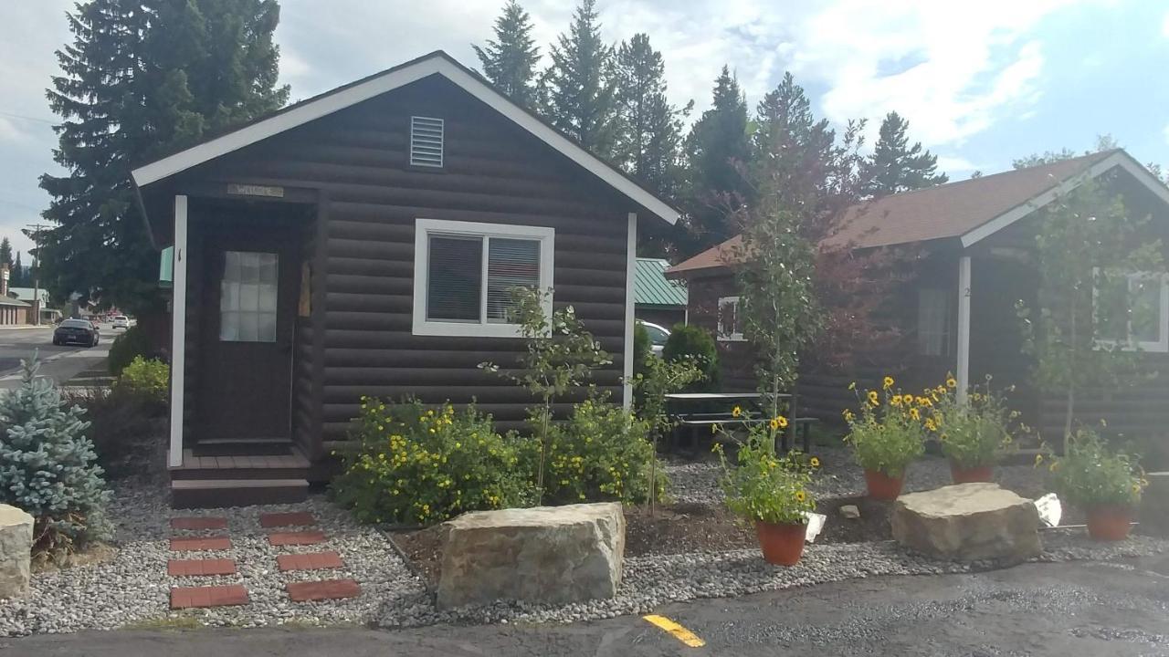 9 Bar W Cabins West Yellowstone Exteriör bild