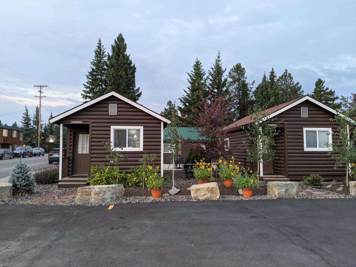 9 Bar W Cabins West Yellowstone Exteriör bild